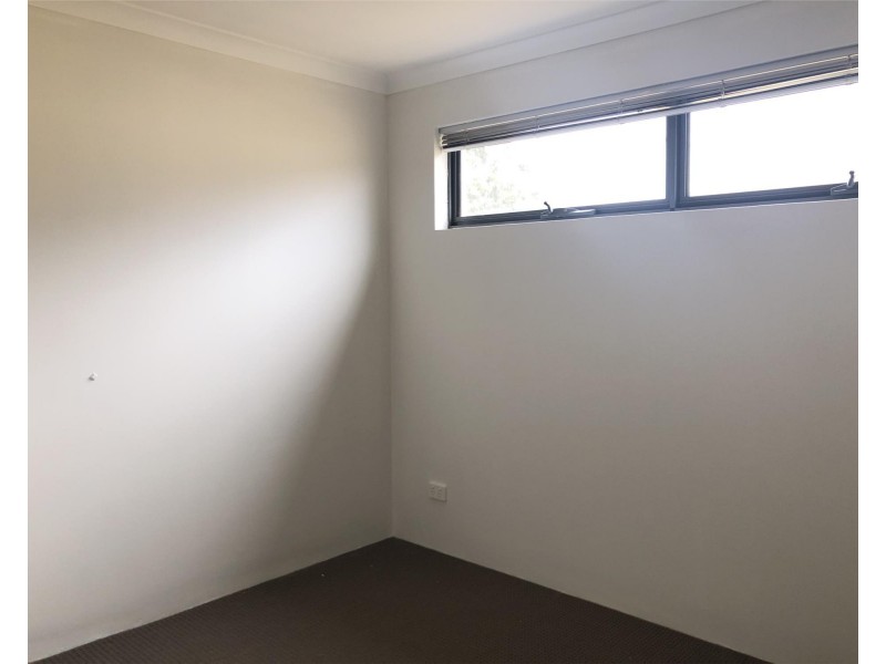 1/6 Classic Rise, Pearsall WA 6065