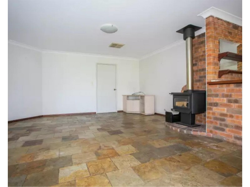 84 Fergusson Close, West Swan WA 6055