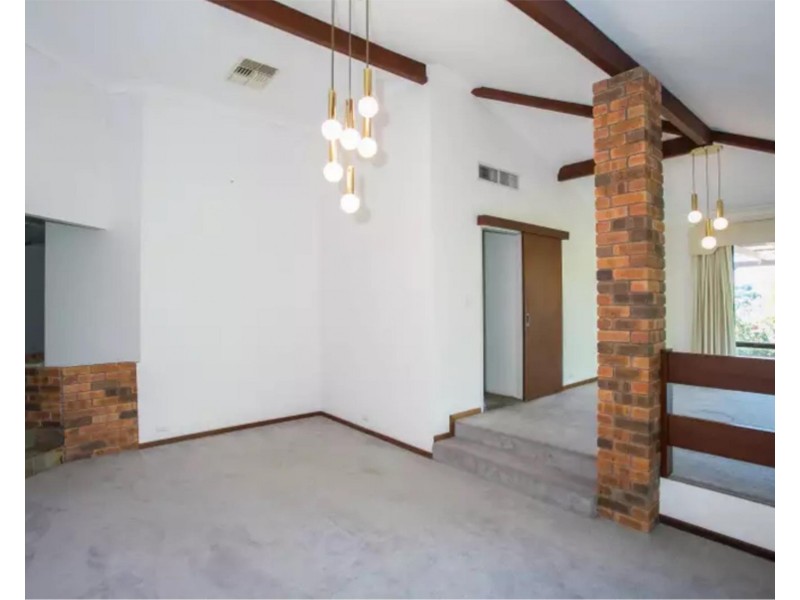 84 Fergusson Close, West Swan WA 6055