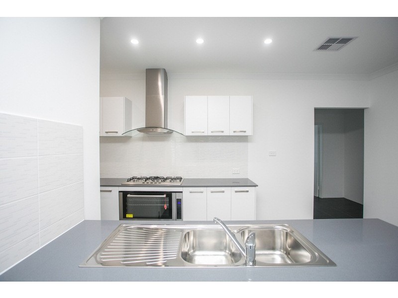 2/12 Chireton Place, Beechboro WA 6063