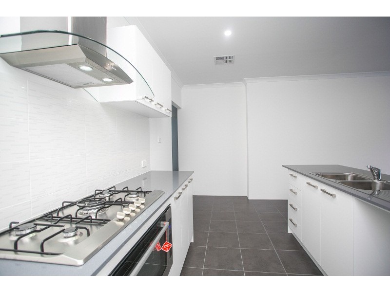 2/12 Chireton Place, Beechboro WA 6063