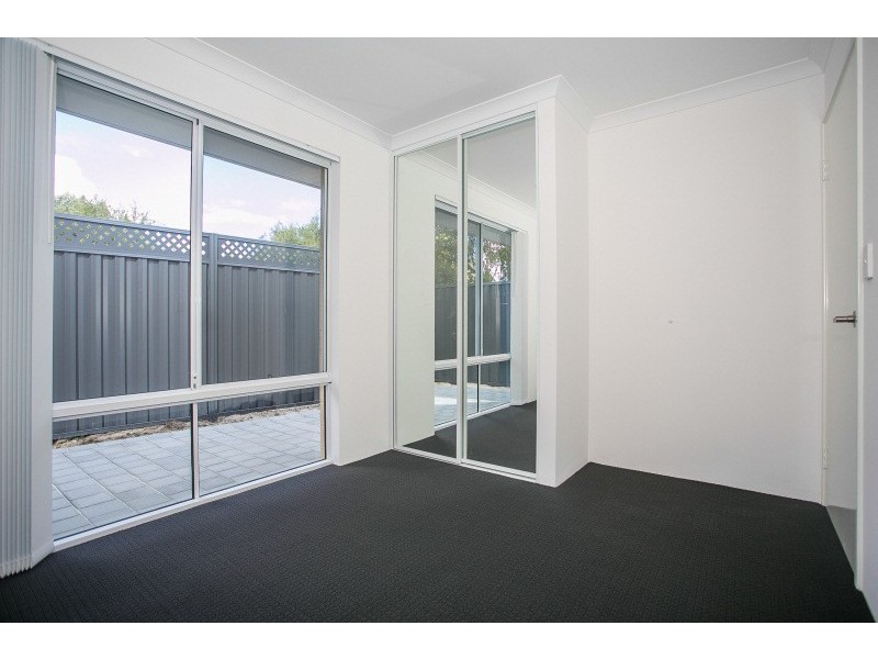 2/12 Chireton Place, Beechboro WA 6063