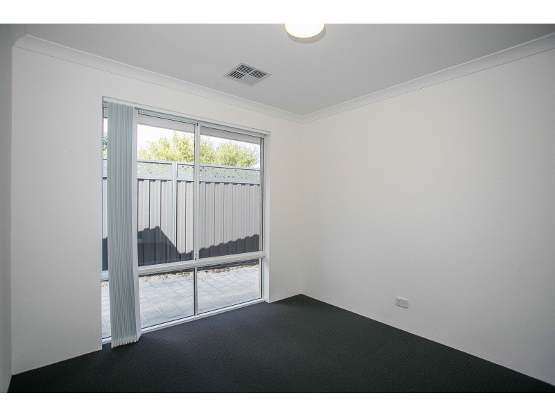 2/12 Chireton Place, Beechboro WA 6063