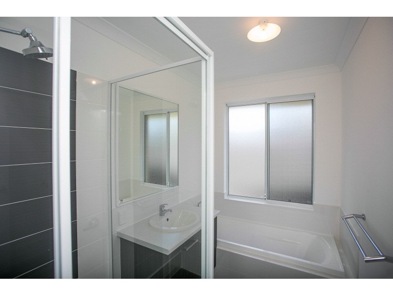 2/12 Chireton Place, Beechboro WA 6063