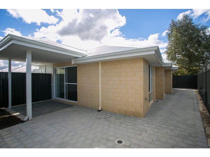 2/12 Chireton Place, Beechboro WA 6063