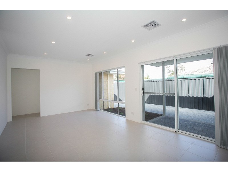 1/12 Chireton Place, Beechboro WA 6063