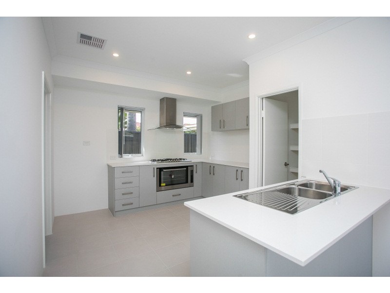 1/12 Chireton Place, Beechboro WA 6063