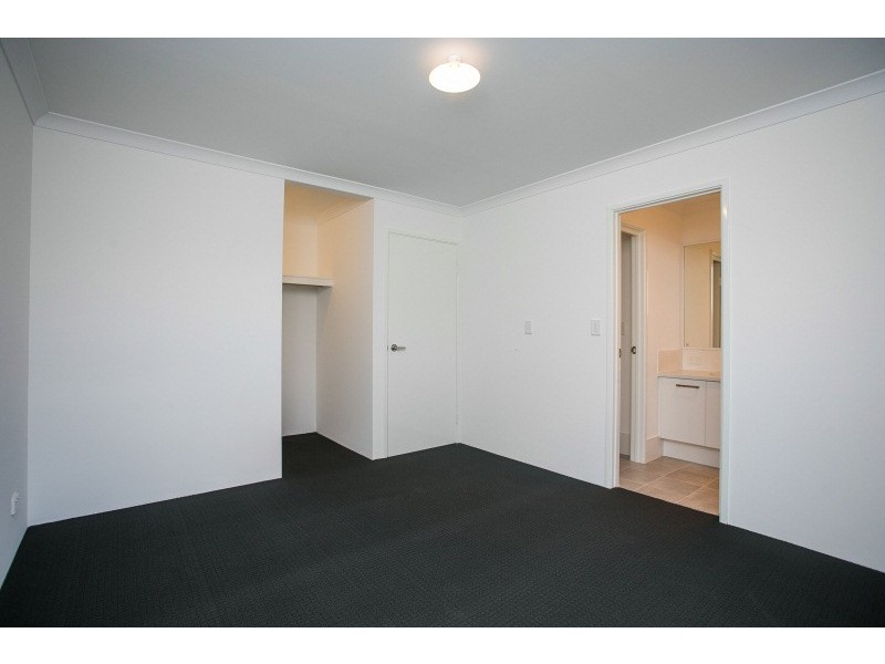 1/12 Chireton Place, Beechboro WA 6063