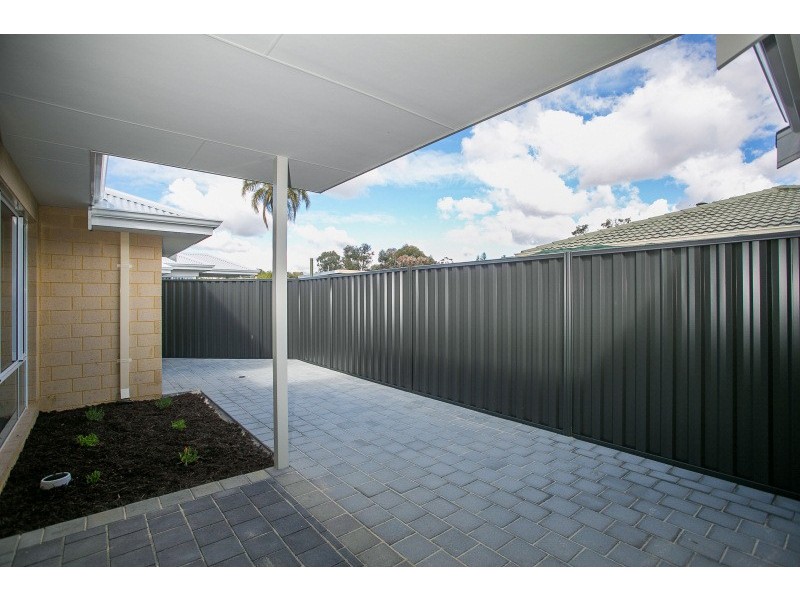 1/12 Chireton Place, Beechboro WA 6063