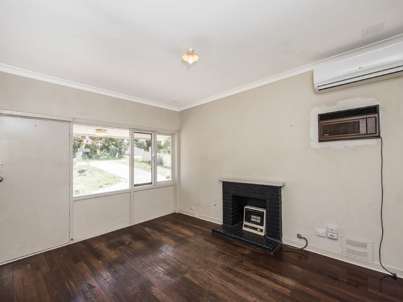 14 Chilgrove Way, Balga WA 6061