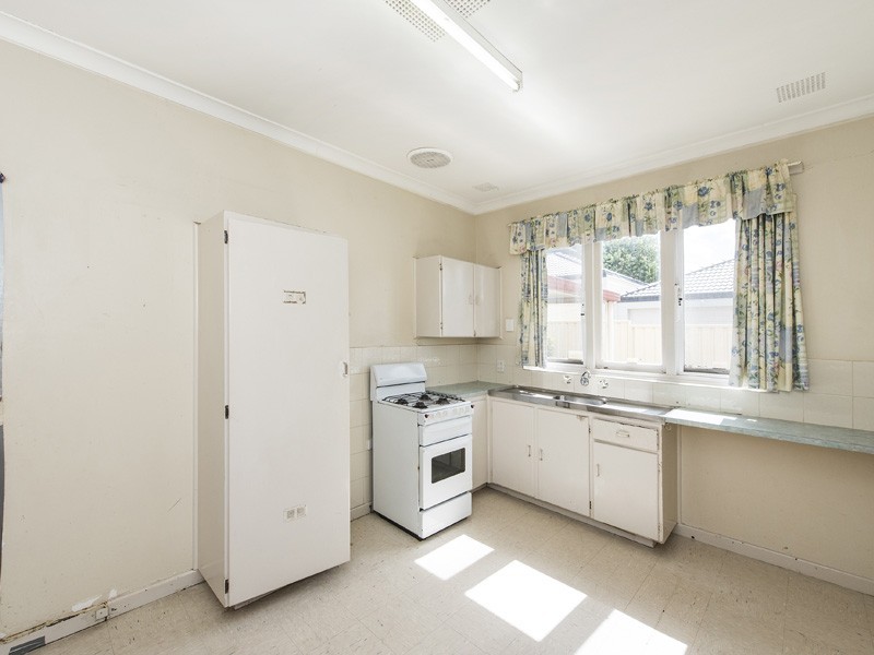 14 Chilgrove Way, Balga WA 6061