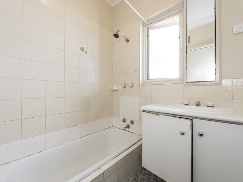 14 Chilgrove Way, Balga WA 6061
