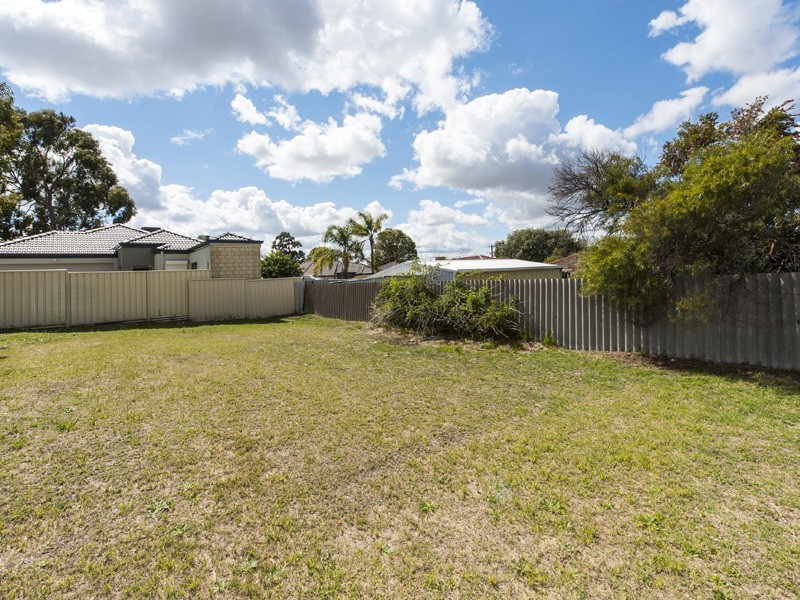 14 Chilgrove Way, Balga WA 6061