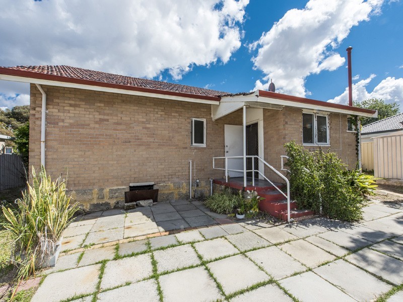 14 Chilgrove Way, Balga WA 6061