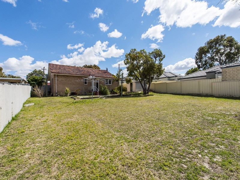 14 Chilgrove Way, Balga WA 6061