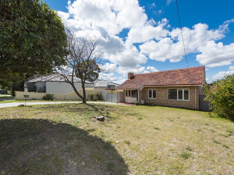 14 Chilgrove Way, Balga WA 6061