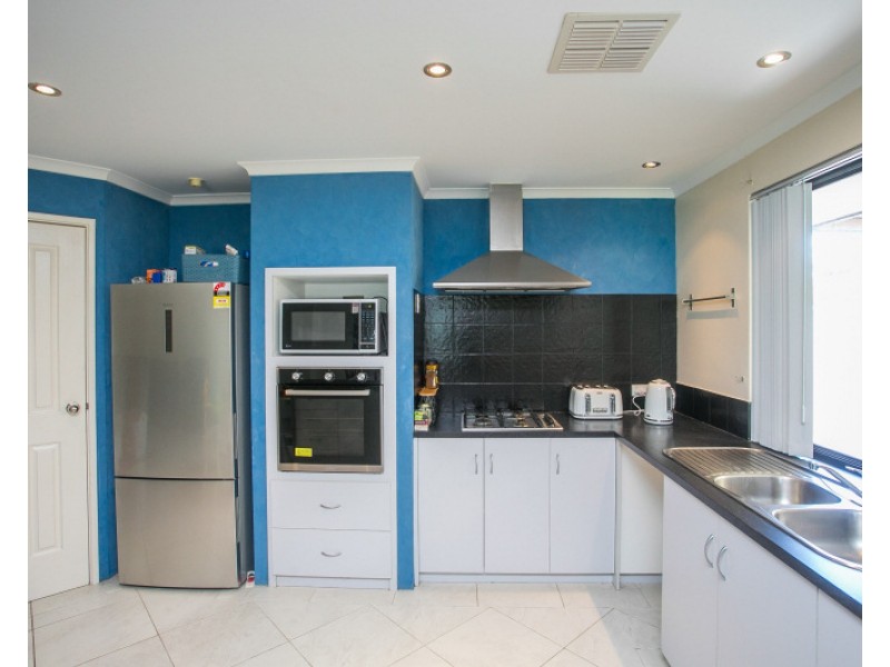 60 Bennett Street, Caversham WA 6055