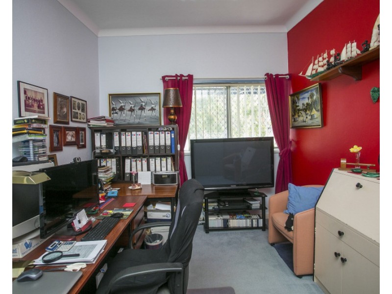 58 Diana Crescent, Lockridge WA 6054