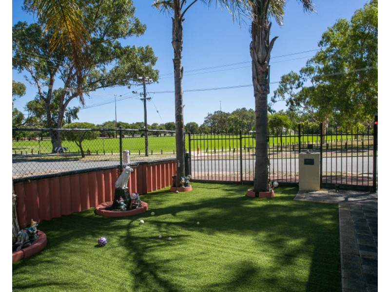 58 Diana Crescent, Lockridge WA 6054