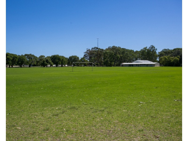 58 Diana Crescent, Lockridge WA 6054