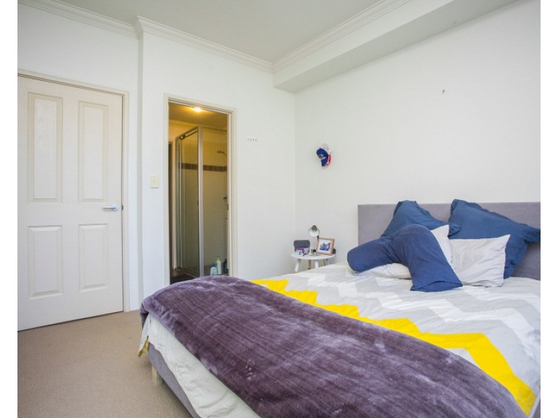 21/101 Grand Boulevard, Joondalup WA 6027
