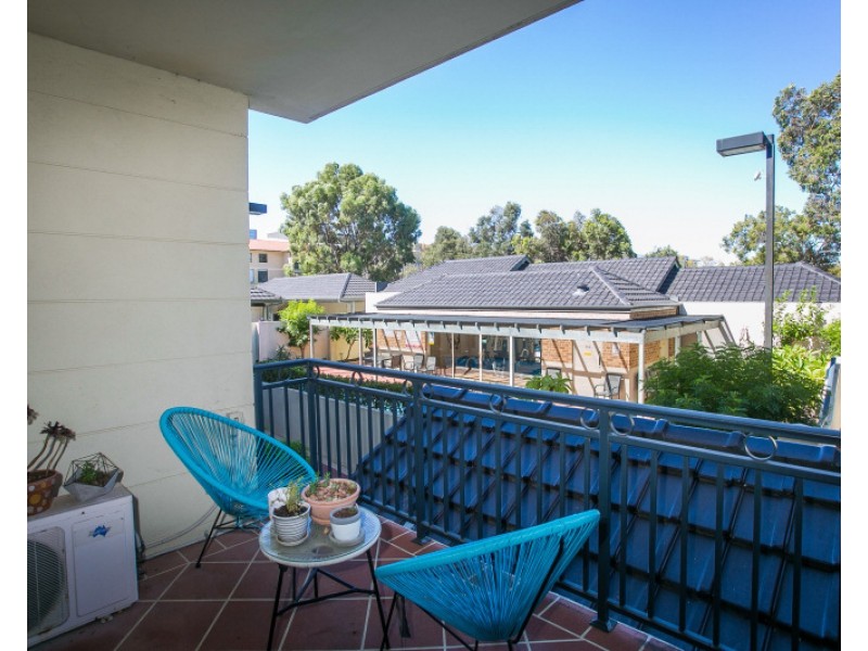 21/101 Grand Boulevard, Joondalup WA 6027