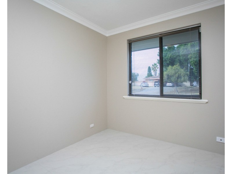 77 Maguire Avenue, Beechboro WA 6063