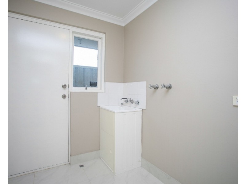 77 Maguire Avenue, Beechboro WA 6063
