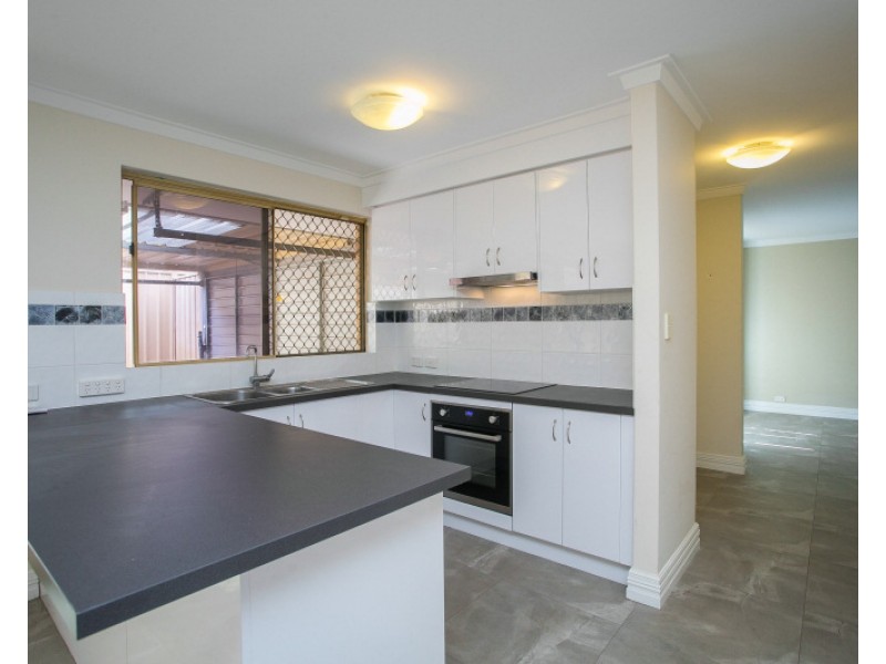 17 Maranon Crescent, Beechboro WA 6063