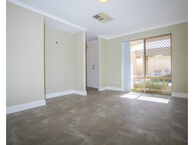 17 Maranon Crescent, Beechboro WA 6063