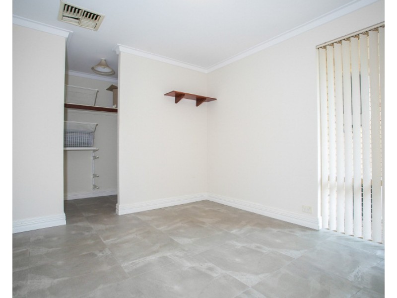 17 Maranon Crescent, Beechboro WA 6063