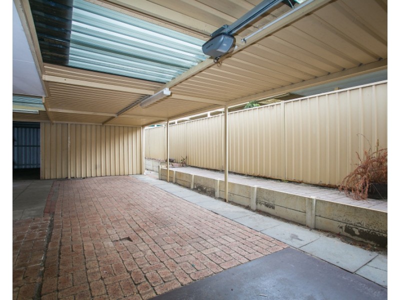 17 Maranon Crescent, Beechboro WA 6063