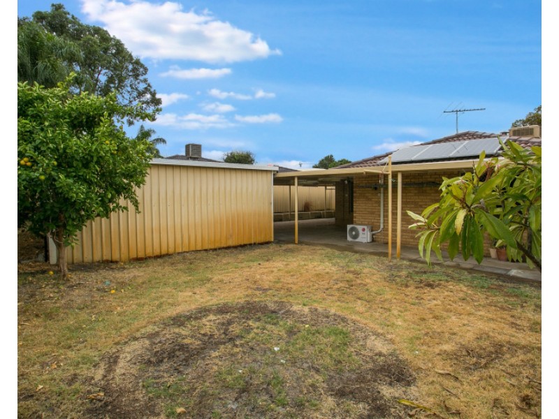 17 Maranon Crescent, Beechboro WA 6063