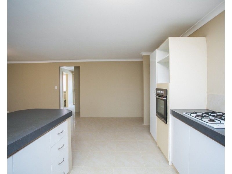 37 Bates Loop, Lockridge WA 6054