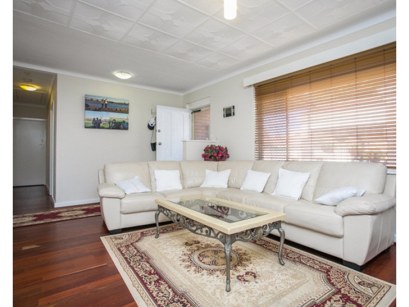 54 Smith Street, Dianella WA 6059