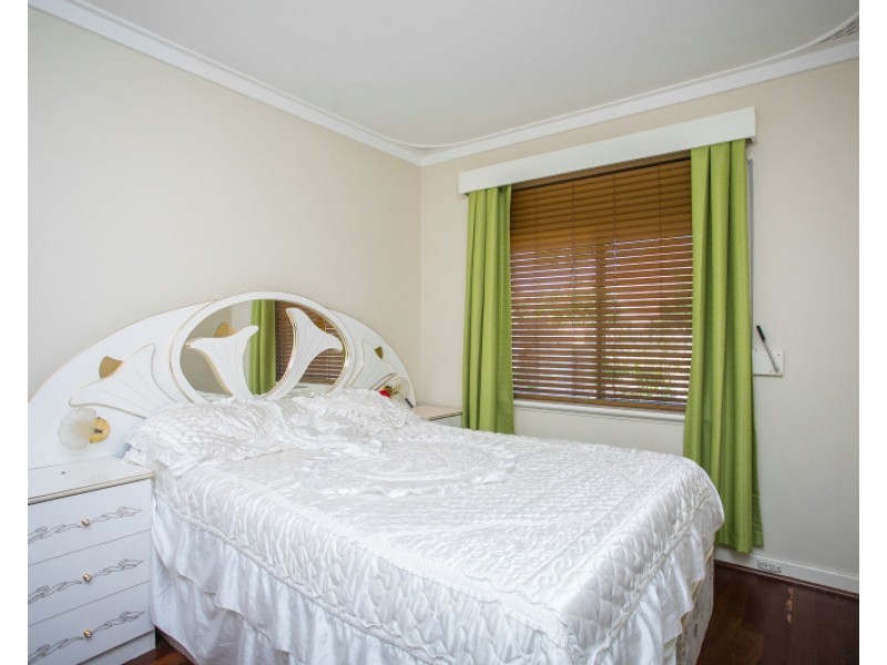 54 Smith Street, Dianella WA 6059