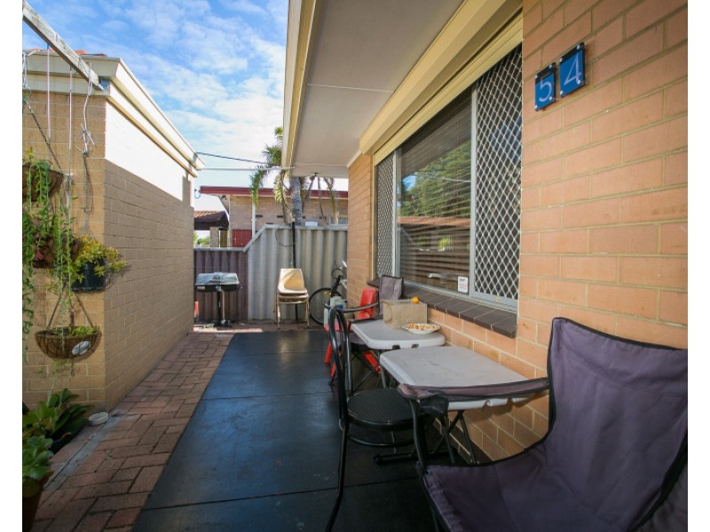 54 Smith Street, Dianella WA 6059