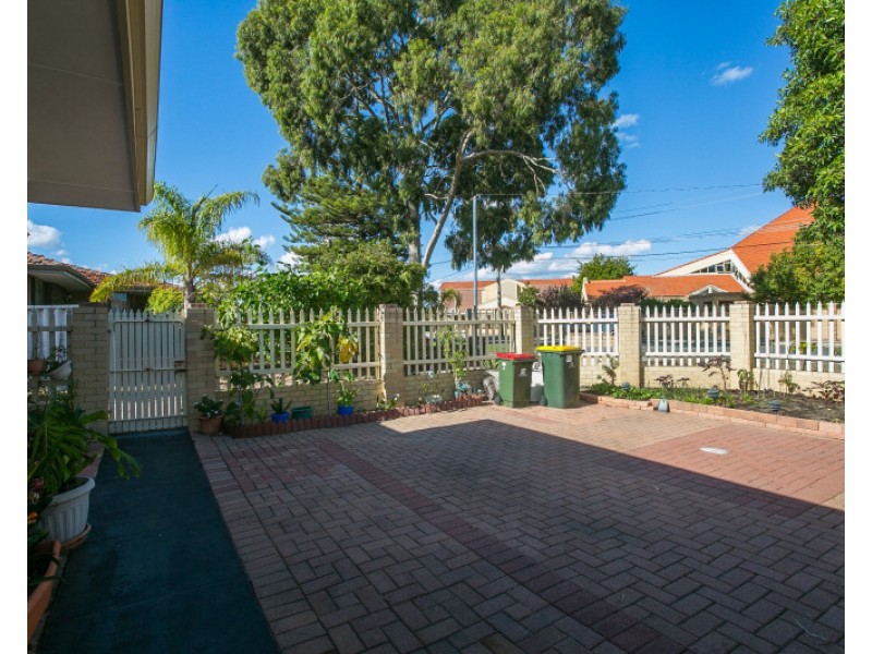 54 Smith Street, Dianella WA 6059