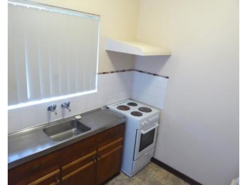 8/15 Woodall Street, Dianella WA 6059