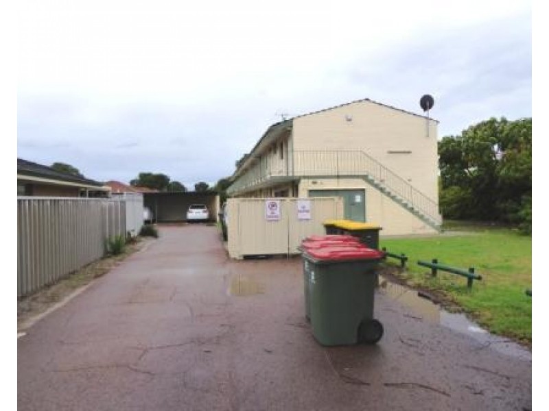 8/15 Woodall Street, Dianella WA 6059