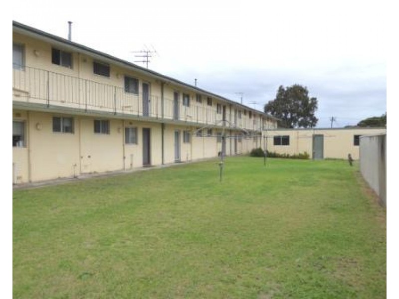 8/15 Woodall Street, Dianella WA 6059