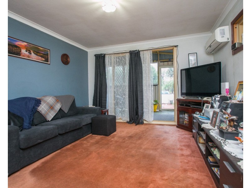 19 Altone Road, Lockridge WA 6054