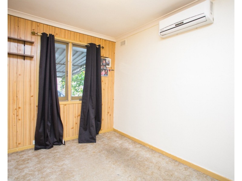 19 Altone Road, Lockridge WA 6054
