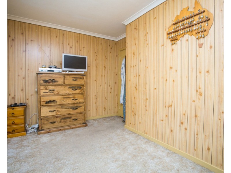 19 Altone Road, Lockridge WA 6054