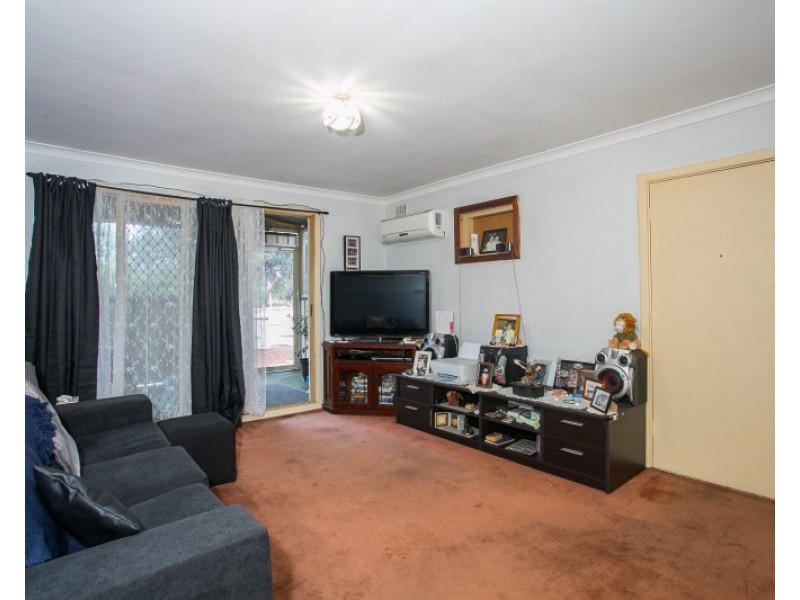 19 Altone Road, Lockridge WA 6054