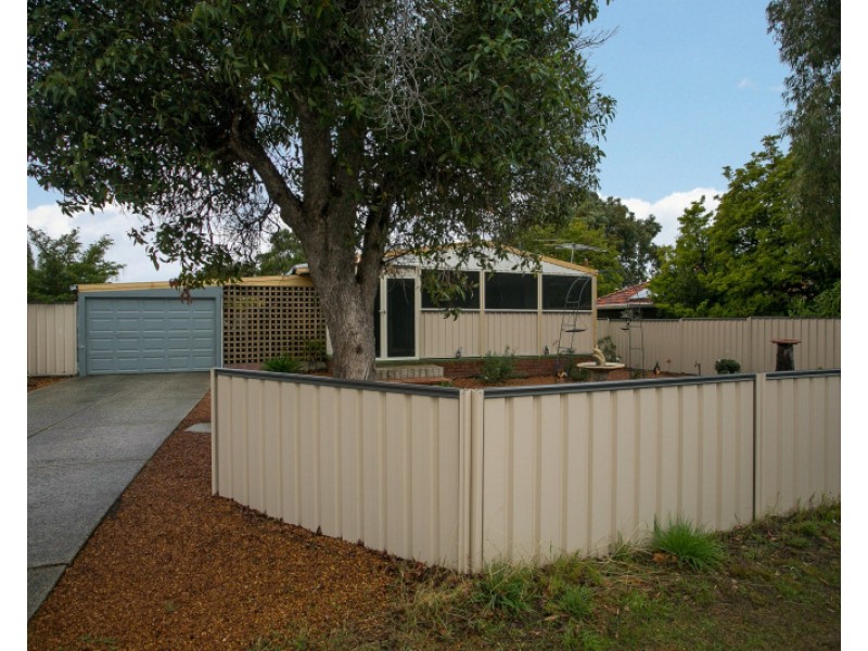 19 Altone Road, Lockridge WA 6054