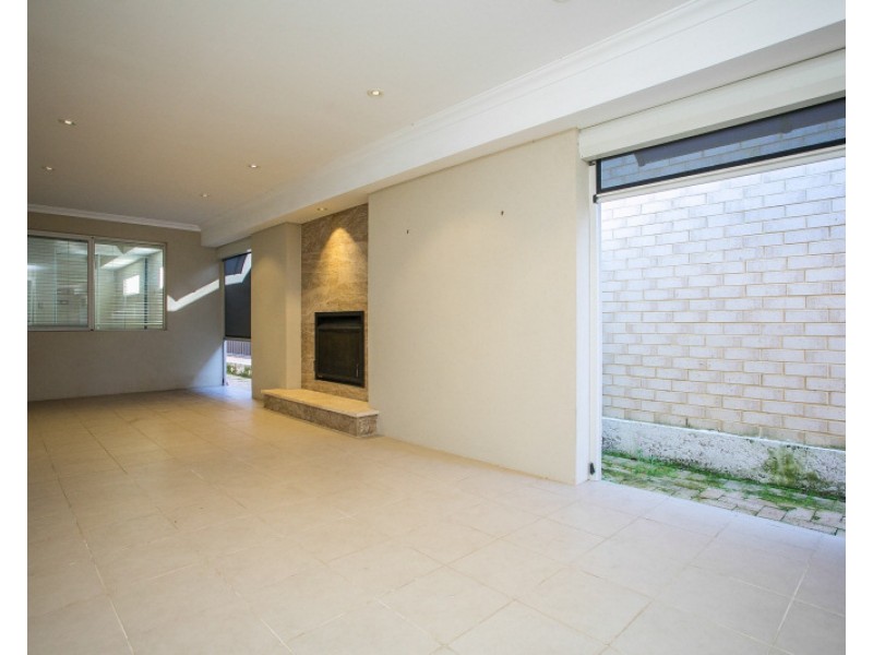 12 Lago Promenade, Aveley WA 6069