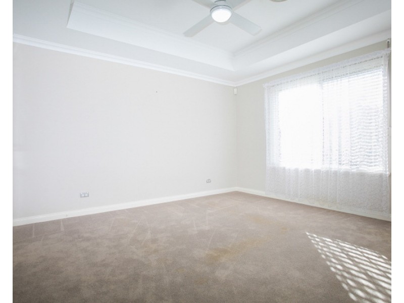 12 Lago Promenade, Aveley WA 6069