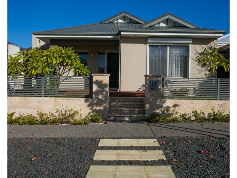 12 Lago Promenade, Aveley WA 6069
