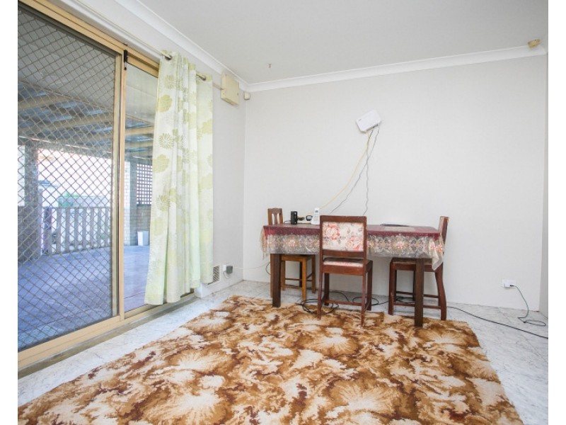 5 Chestnut Grove, Mirrabooka WA 6061